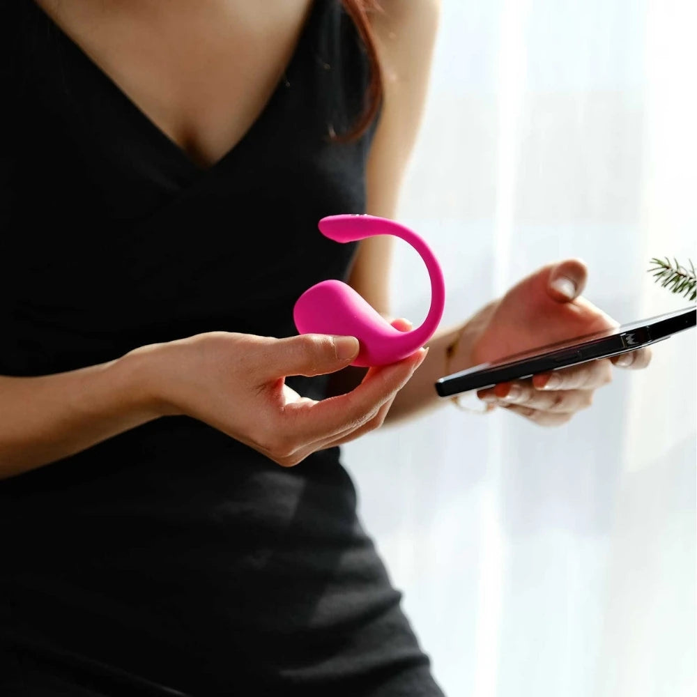 Lovense Lush 3 Telefon ve Tablet Kontrollü Giyilebilir Vibratör
